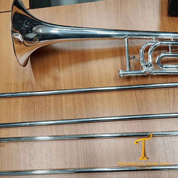 Bach Omega Trombone Model TB200 - 1
